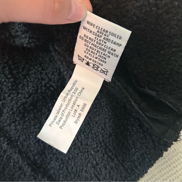 ❤️3 for $21❤️ Urban Republic girls collection 6M Pleather Jacket Bikercore - Picture 5 of 9